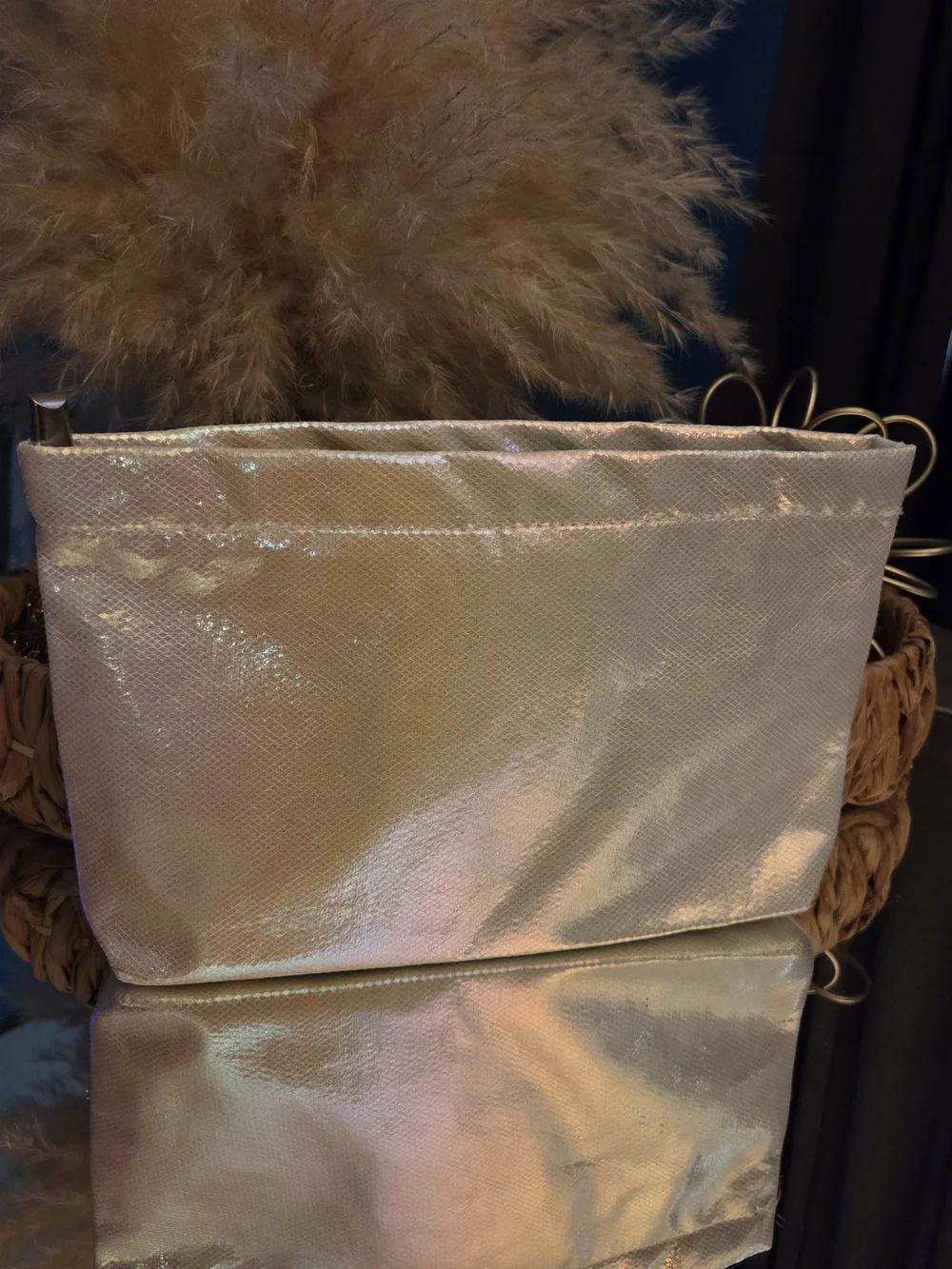 Equilibria Metallic Champagne Gold Iridescent Textured Zip Clutch Pouch